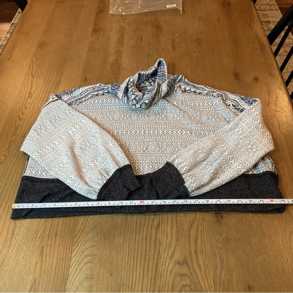 Free People At The Lodge Turtleneck Sweater Small EUC - Picture 12 of 15